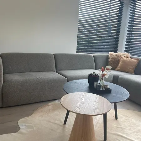 Feel@home Aan Zee *